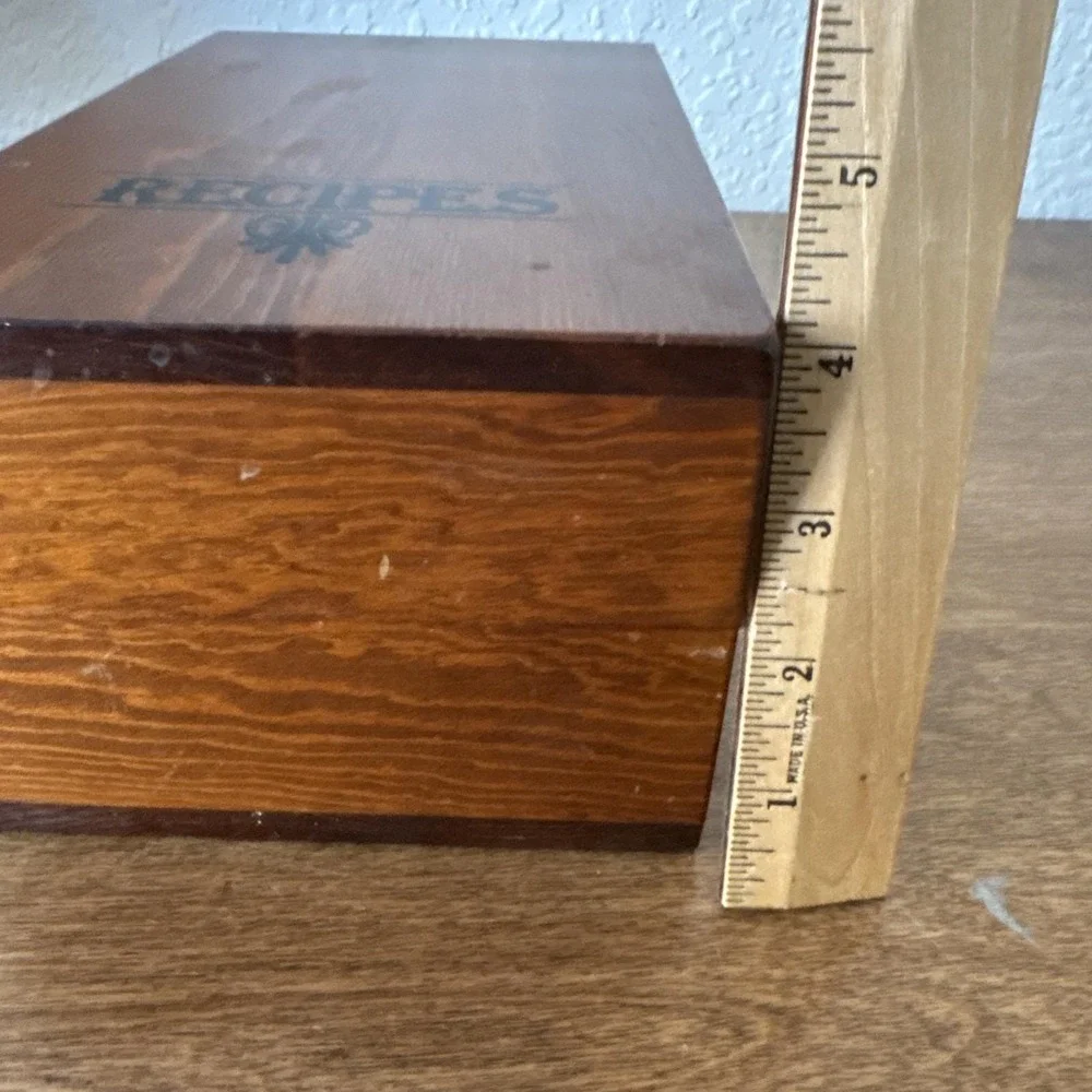 Vtg Wooden MCM Country Farmhouse 3 Section Divided Card File Recipe Box w Cards